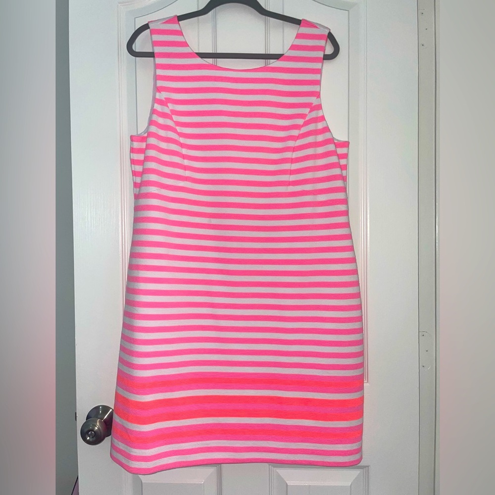 EUC- Lilly Pulitzer dress size XL